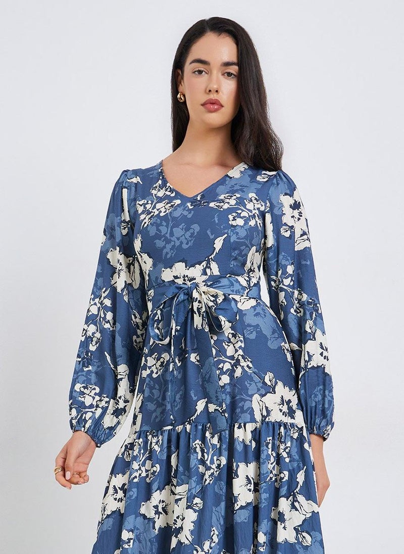 ستايلي فستان طويل بنقشة زهور وتصميم واسع من الأسفل - Image 2